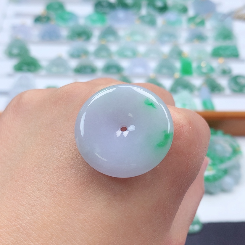 【闪购商品】翡翠吊坠(不含链)未镶嵌
