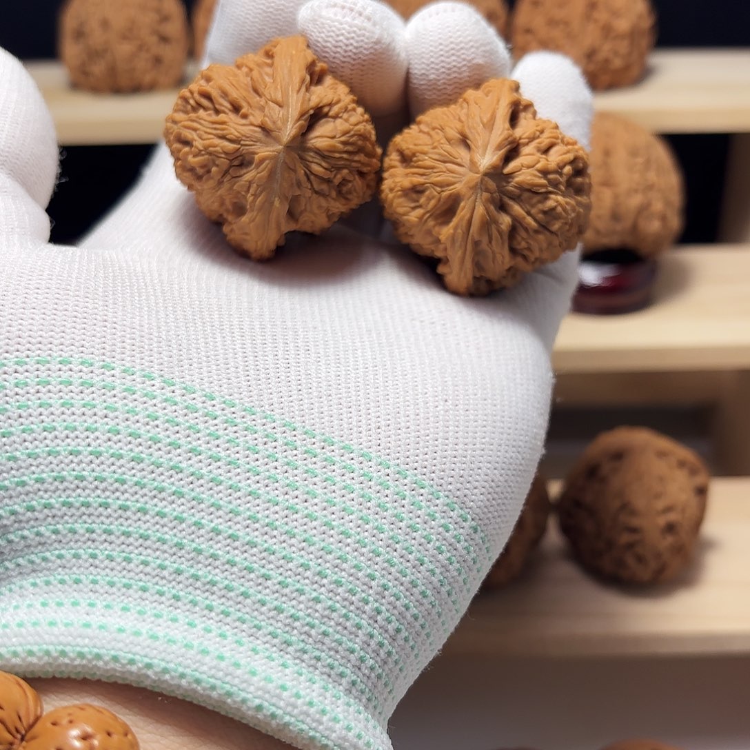 文玩核桃把件奥**磊涿鹿南将