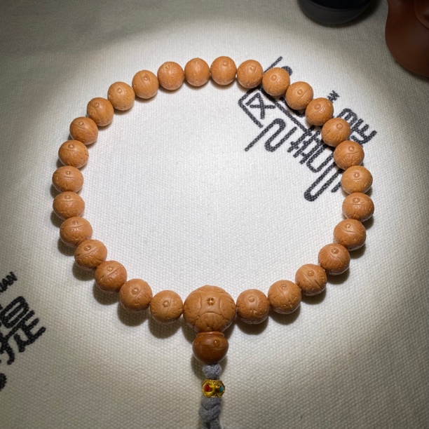 414号尼泊尔凤眼菩提，尺寸11.5毫米左右，28颗，一图一物已打底点封