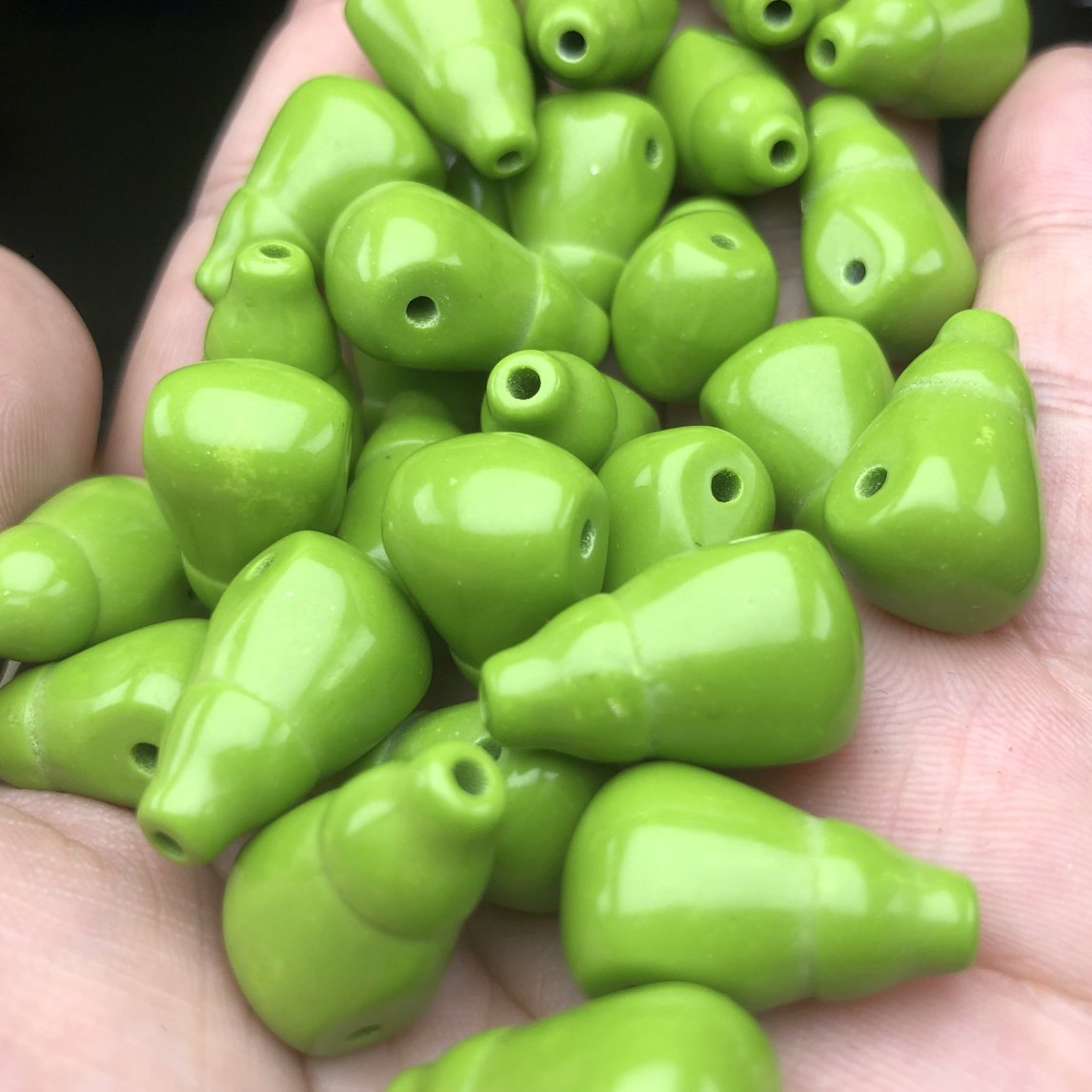 112高瓷绿21*12mm三通一个