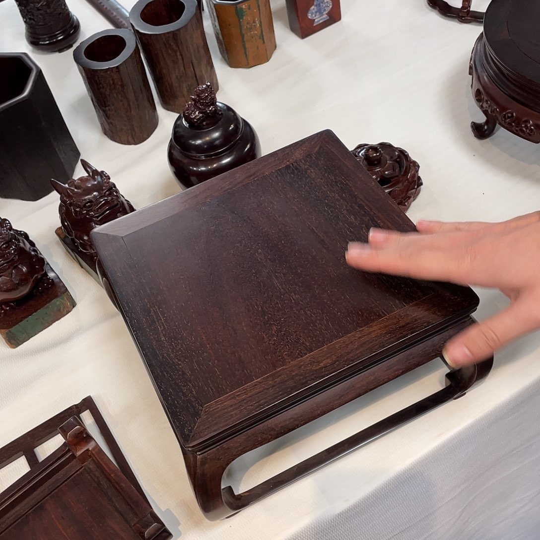 紫檀木类成套家具