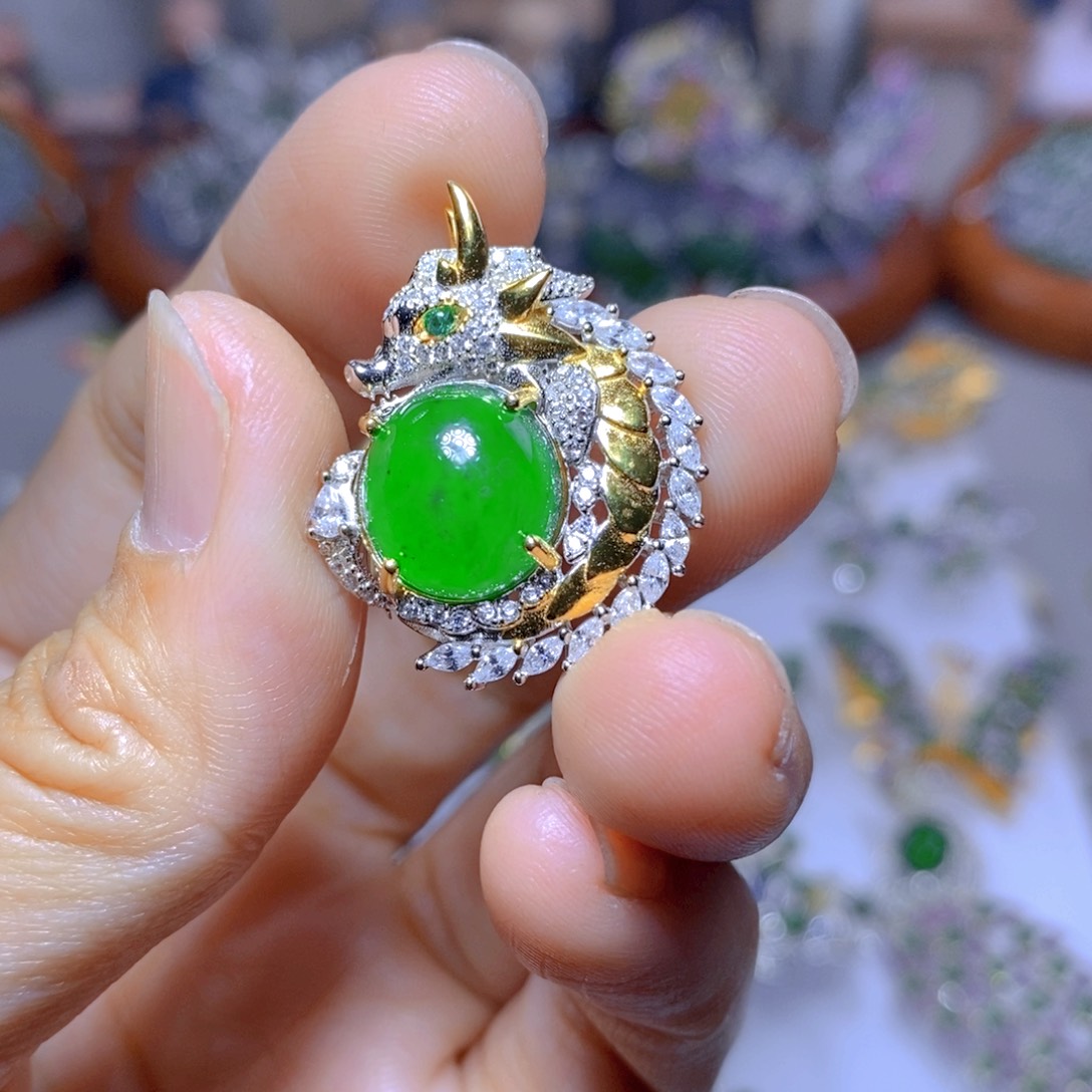 翡翠耳坠银S925镶嵌天然翡翠