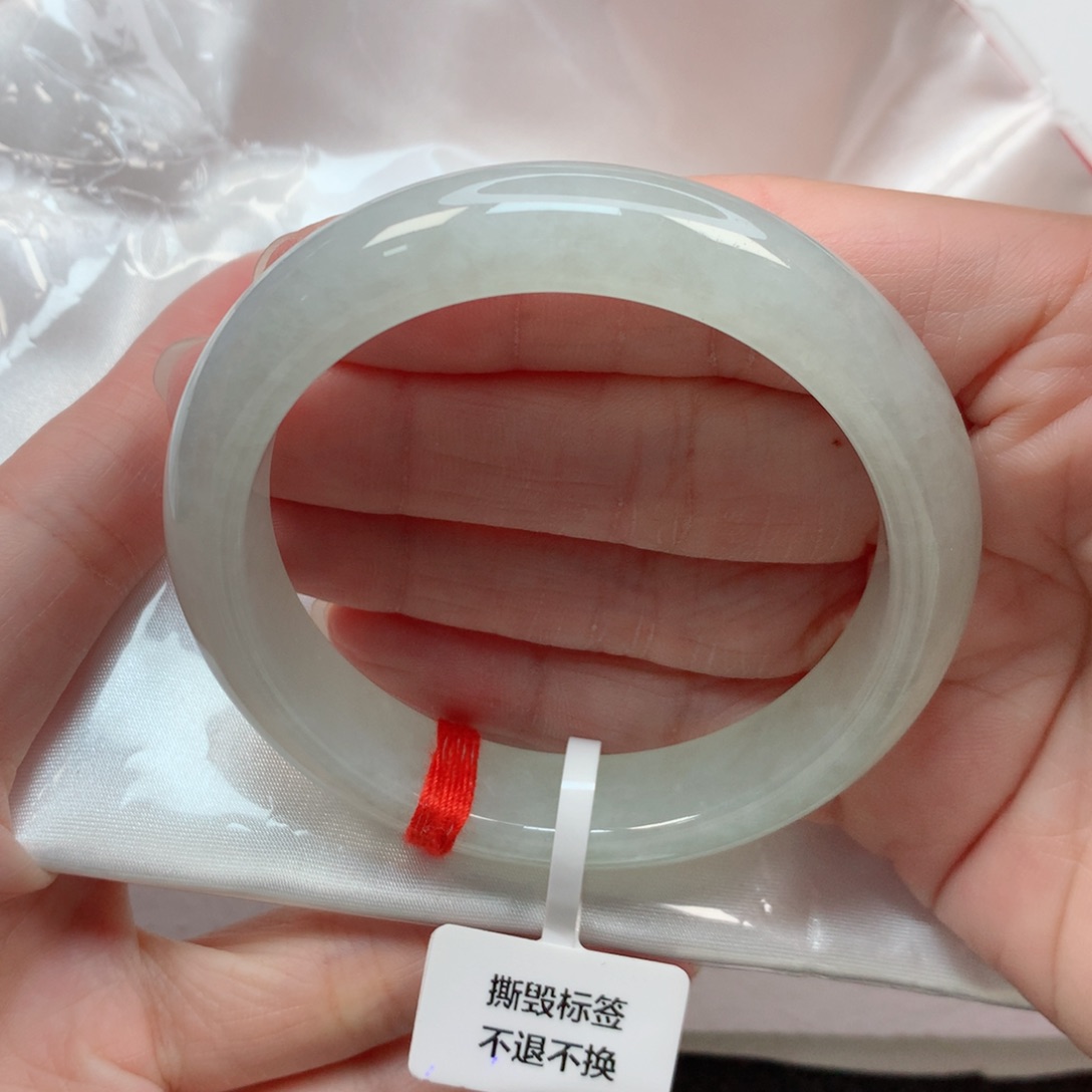 翡翠手镯未镶嵌54.6圈 冰葡萄肉底 冰胶水润