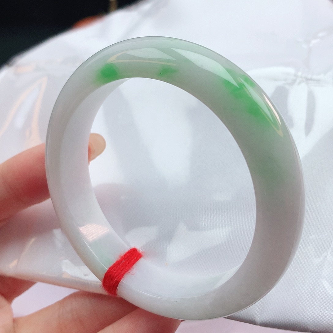 翡翠手镯未镶嵌55圈口882447