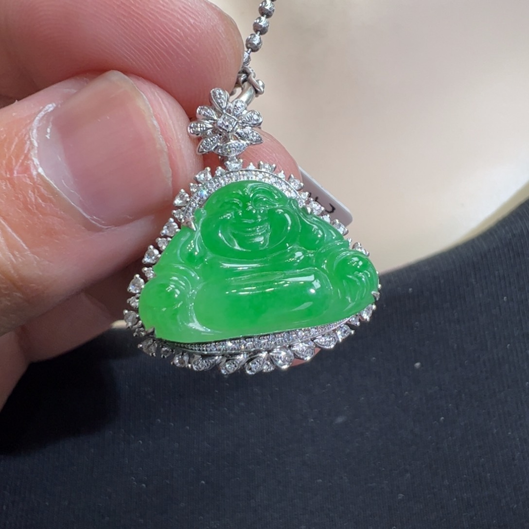 翡翠吊坠(不含链)18K金镶嵌