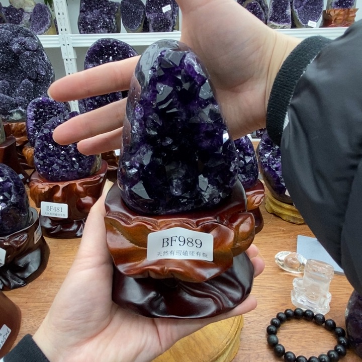 紫晶大型摆件（非配饰）未镶嵌