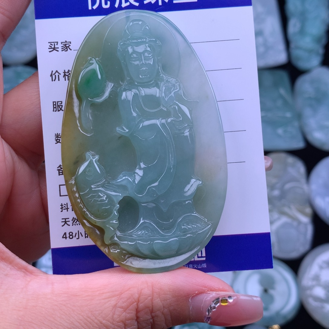 翡翠颈饰未镶嵌千*翡翠