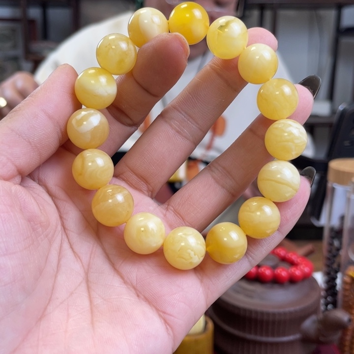 蜜蜡颈饰未镶嵌人****个手