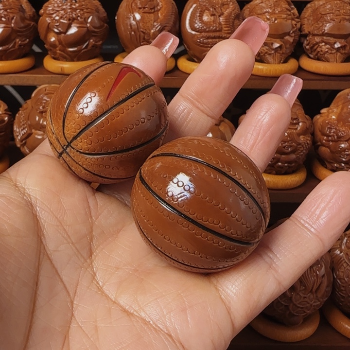 橄榄核把件用****9篮球手把件38