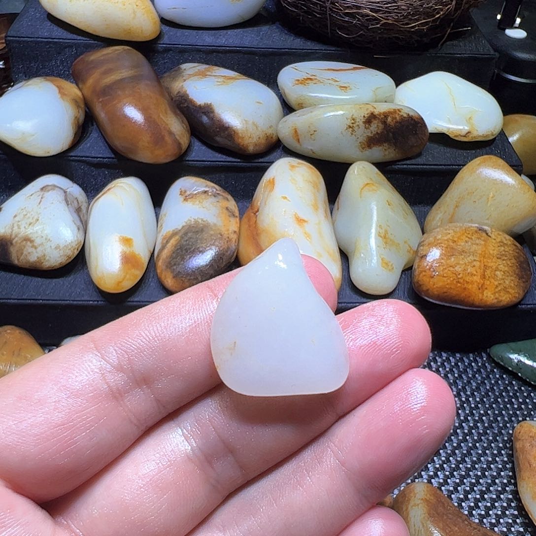 和田玉（子料）未镶嵌吊坠(不含链)9.7克