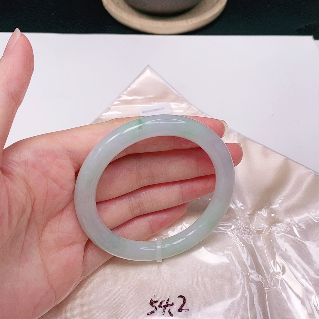 【闪购商品】翡翠手镯未镶嵌圆条