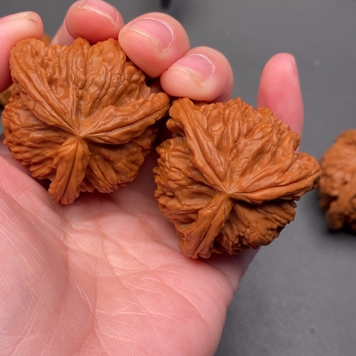 忧****木质类核桃核桃核桃