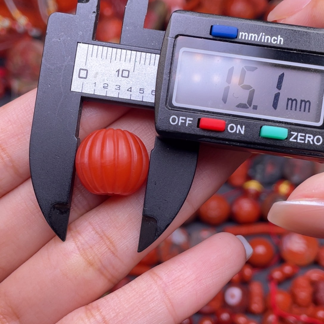 二***肌未镶嵌配饰南红玛瑙