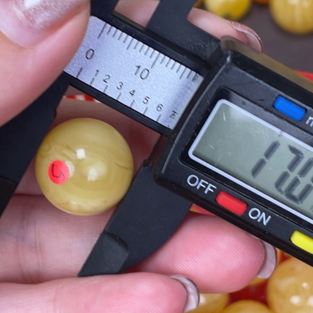 未镶嵌蜜蜡裸石蜜蜡198