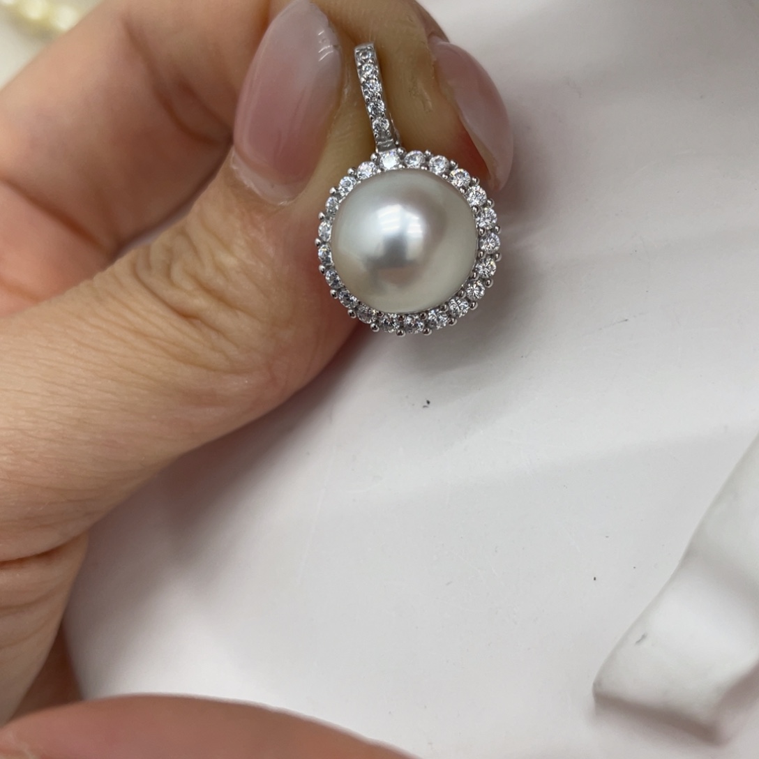 银S925镶嵌颈饰海水珍珠