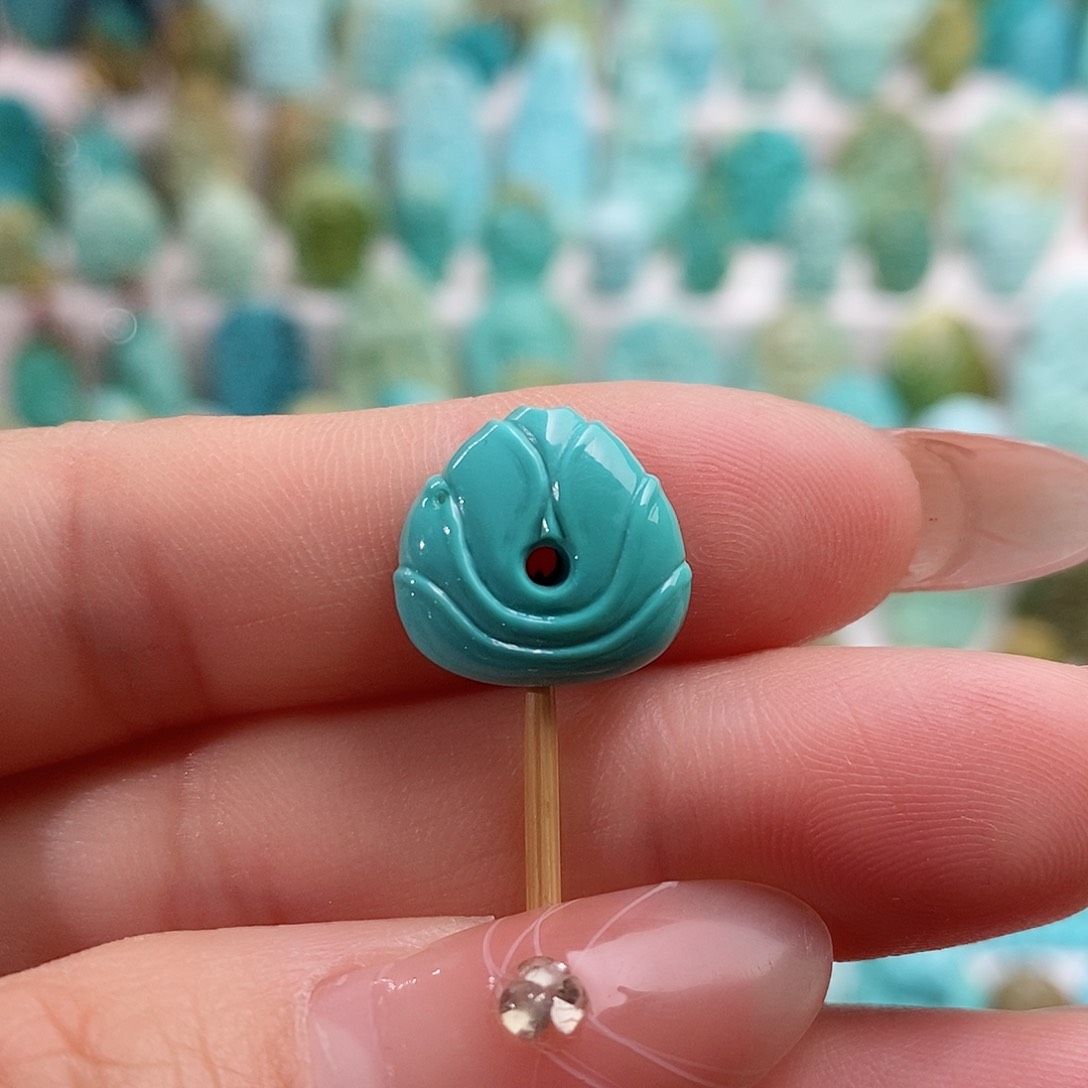 绿松石绿松石未镶嵌