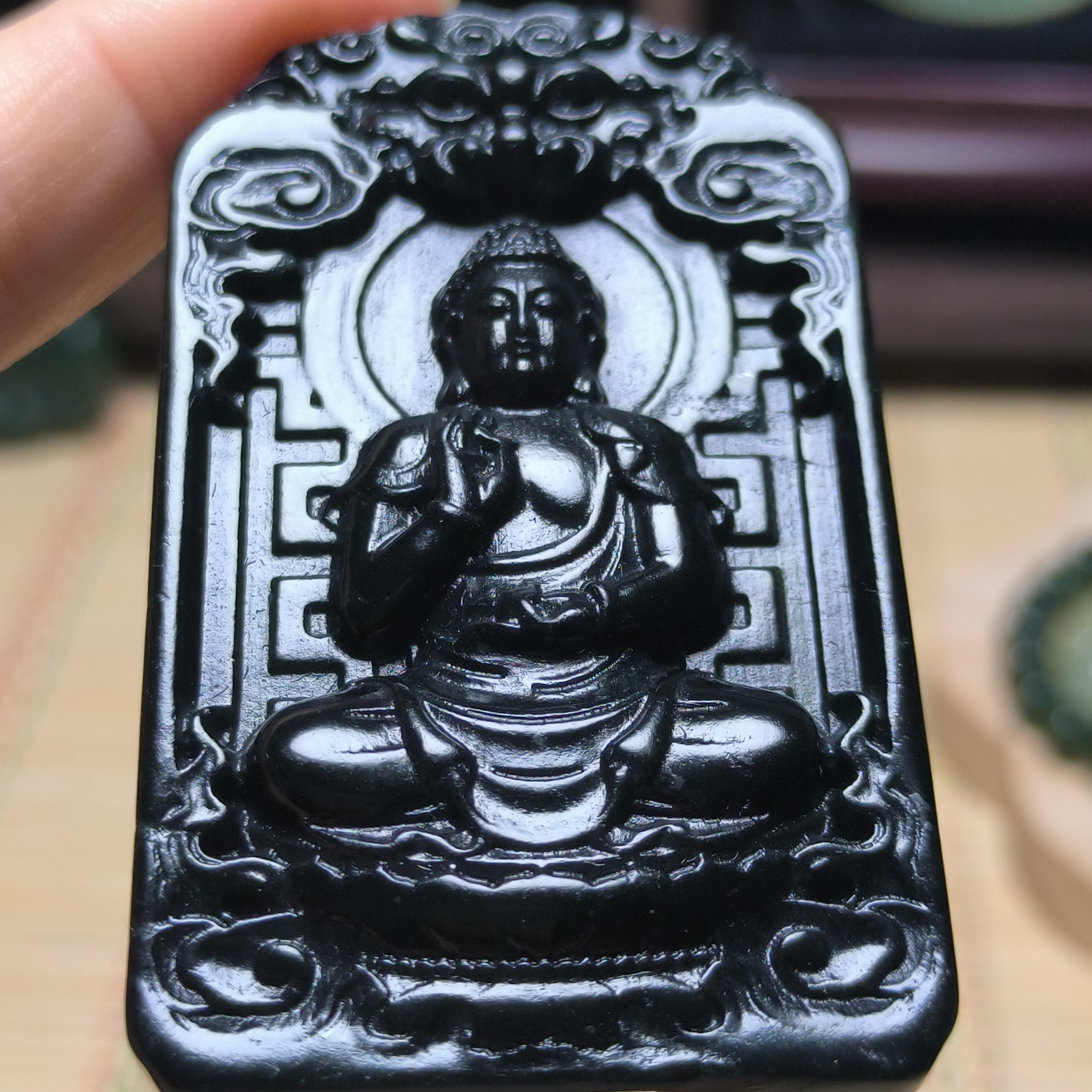 天然岫玉精品501阿弥陀佛菩萨（狗猪守护神本命佛）吊坠