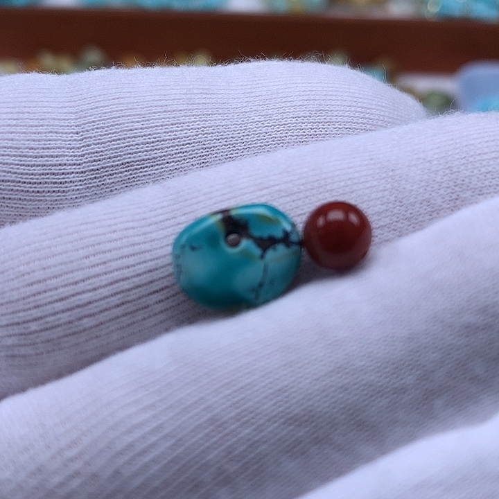 南红玛瑙未镶嵌珠宝奇石