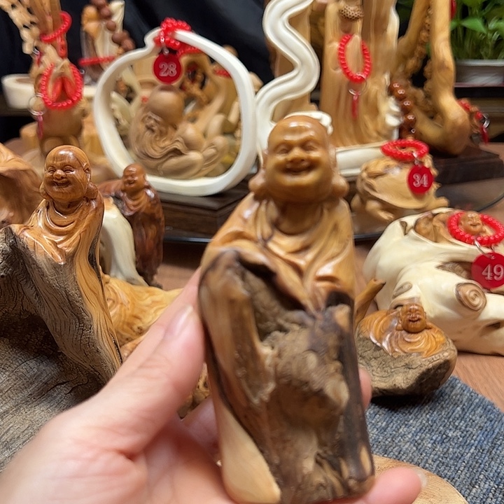 无事牌非洲檀香崖柏摆件