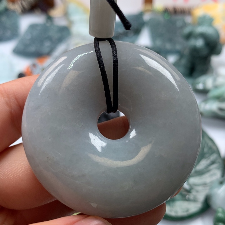 翡翠颈饰未镶嵌保真天然A货翡翠