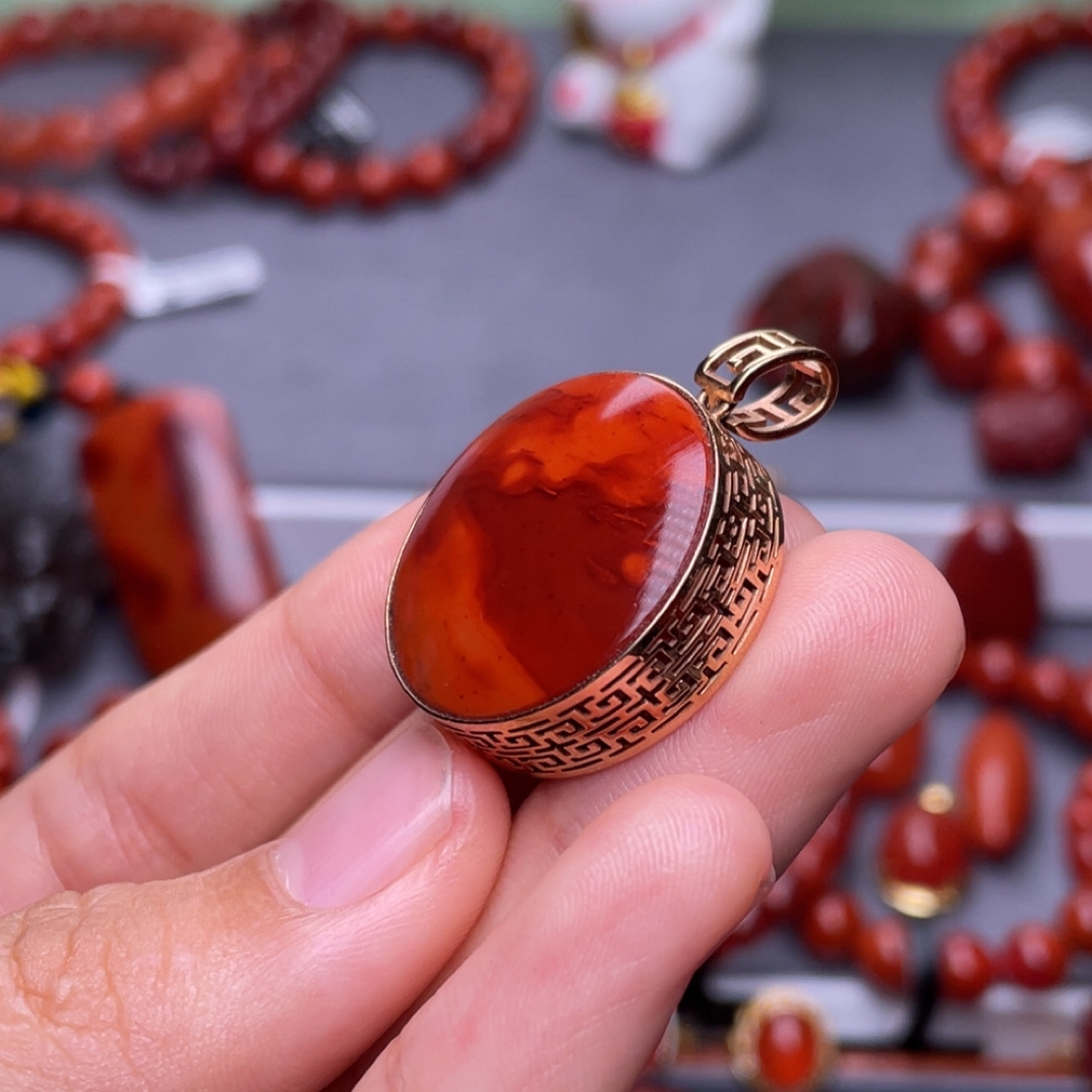 天然原矿）传承级24✖️19.8mm瓦西锦红双色圆牌（18k镶嵌