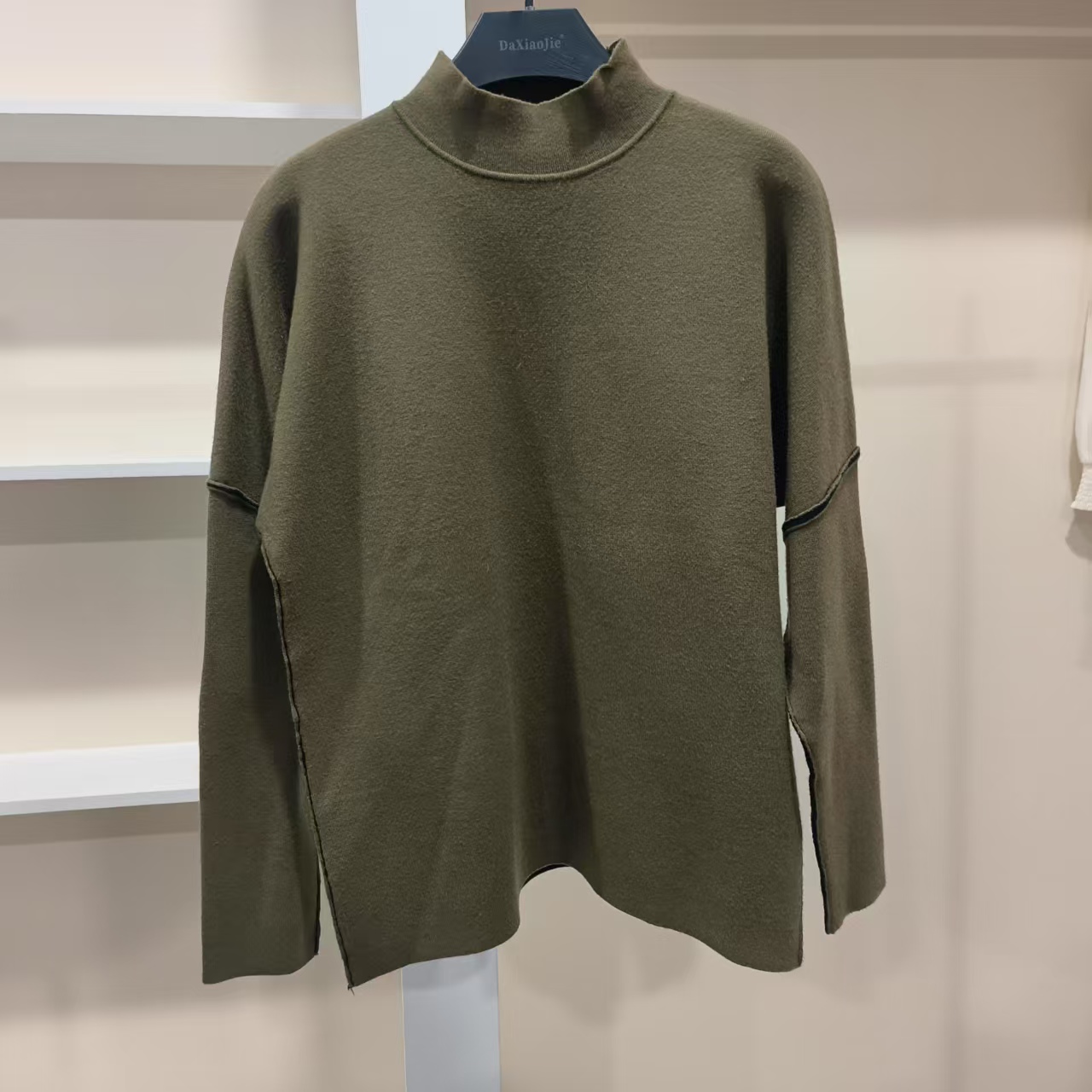 一路童行 布J系列 A184-5 男装秋季立领套头毛衣军绿184106089003