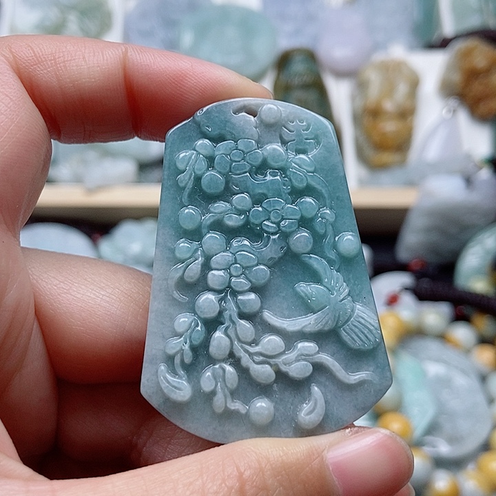 翡翠吊坠(不含链)未镶嵌翡翠