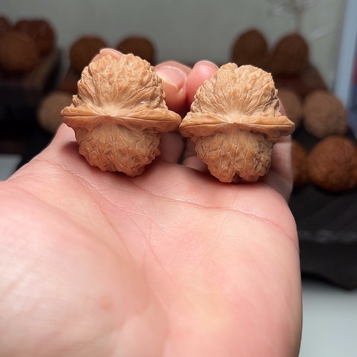 把件文玩核桃血麒麟 36+