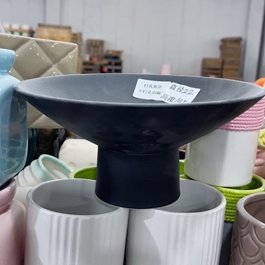 多肉绿植陶瓷花盆9.9包邮，有孔