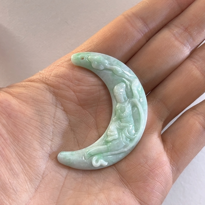 翡翠吊坠(赠链)未镶嵌代编织