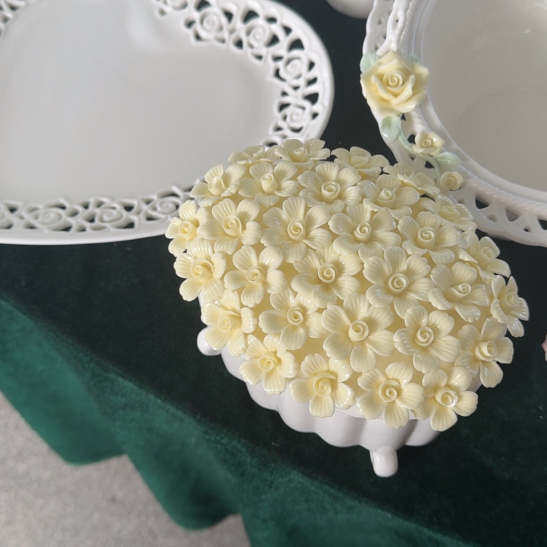 重工手工捏花满花高脚炖盅