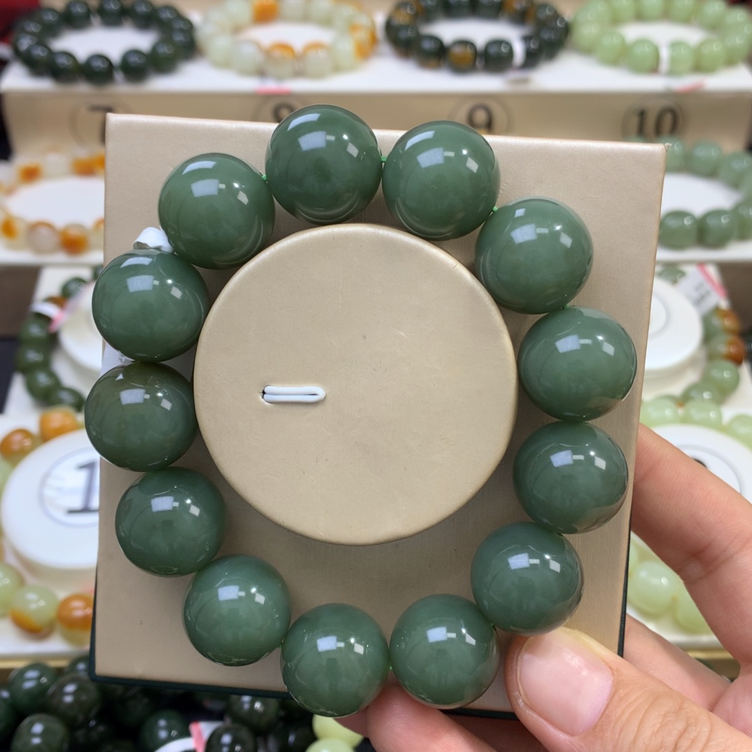 和田玉未镶嵌手链