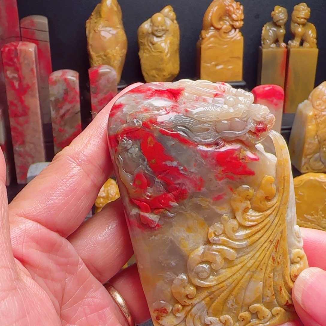 昌化石昌化鸡血石