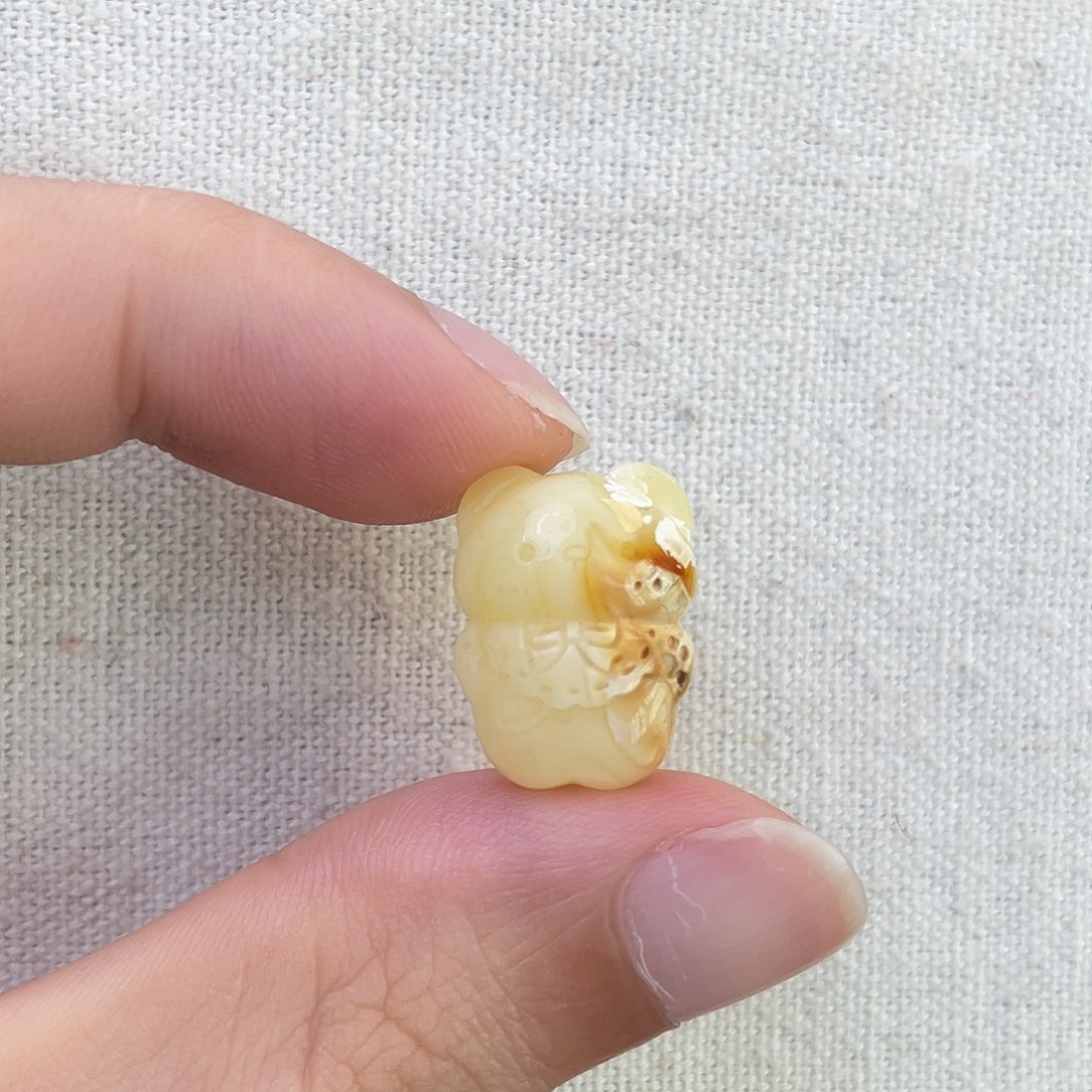 琥珀未镶嵌珠宝奇石小熊