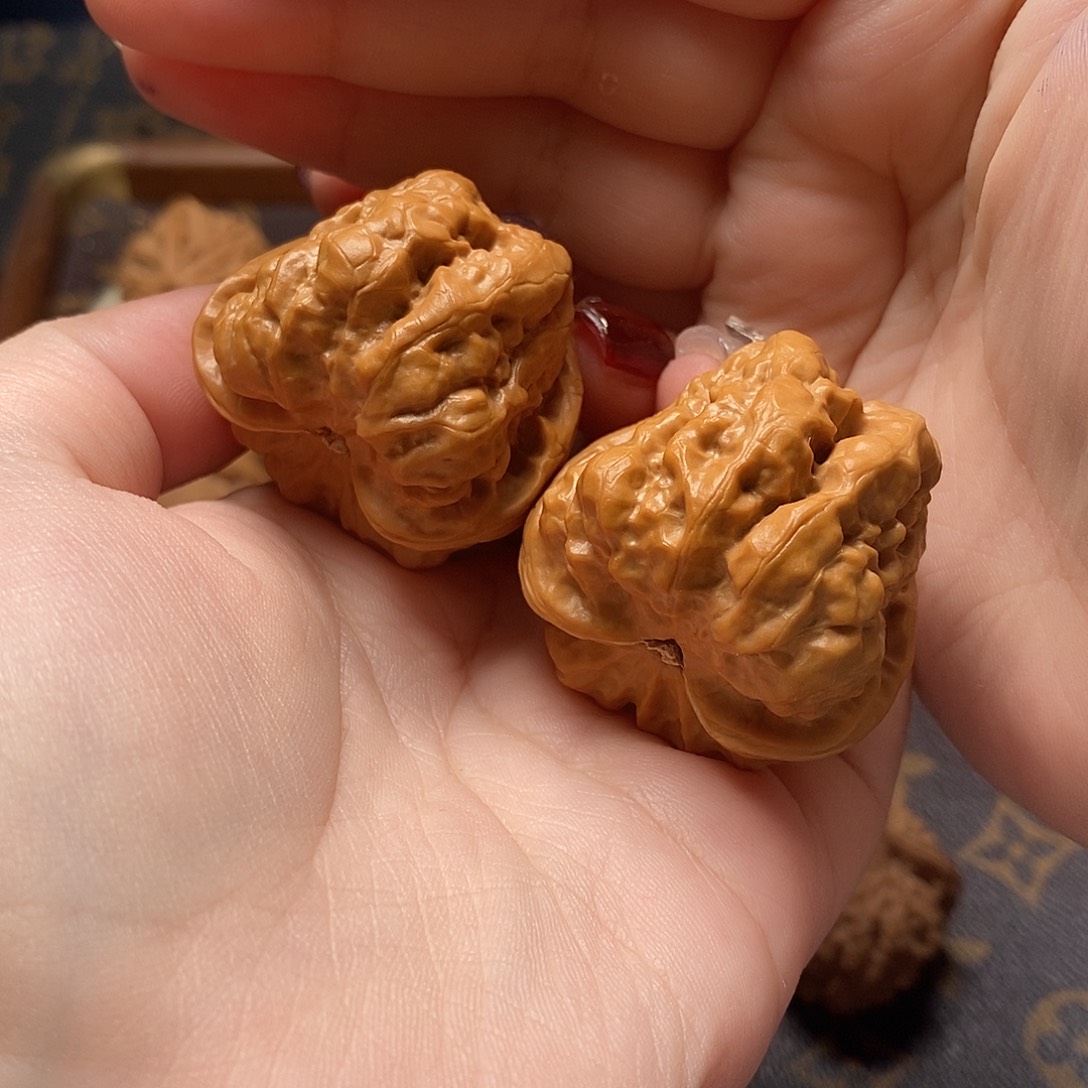 桃核把件暴力肌肉蛙39