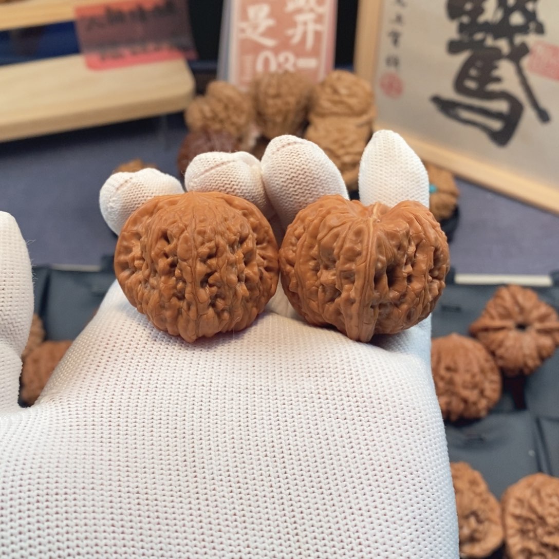 文玩核桃把件福利款38尺平谷凹底