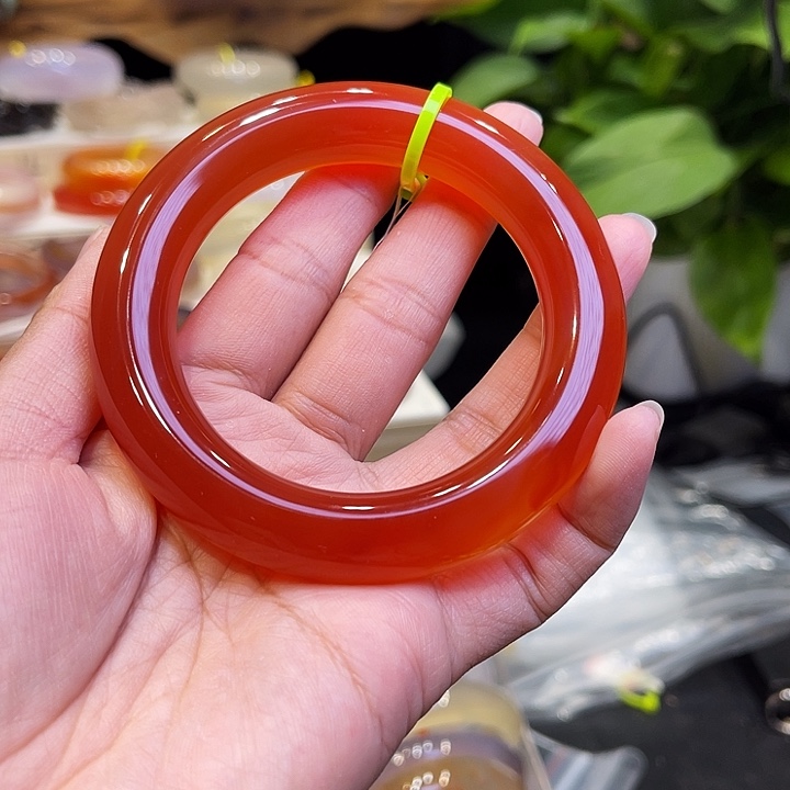 残***骨玛瑙/玉髓手镯未镶嵌