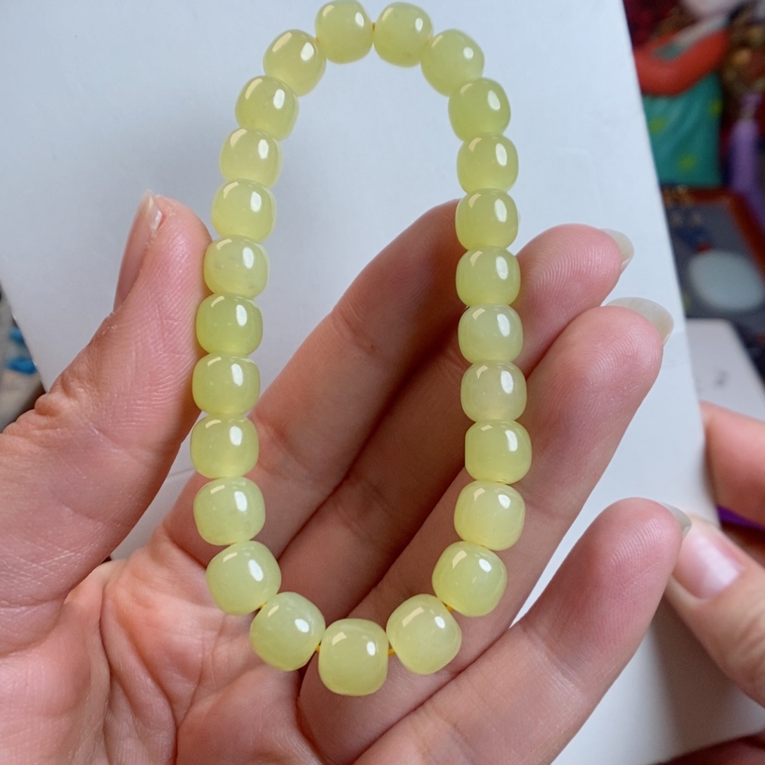 和田玉手链未镶嵌黄口