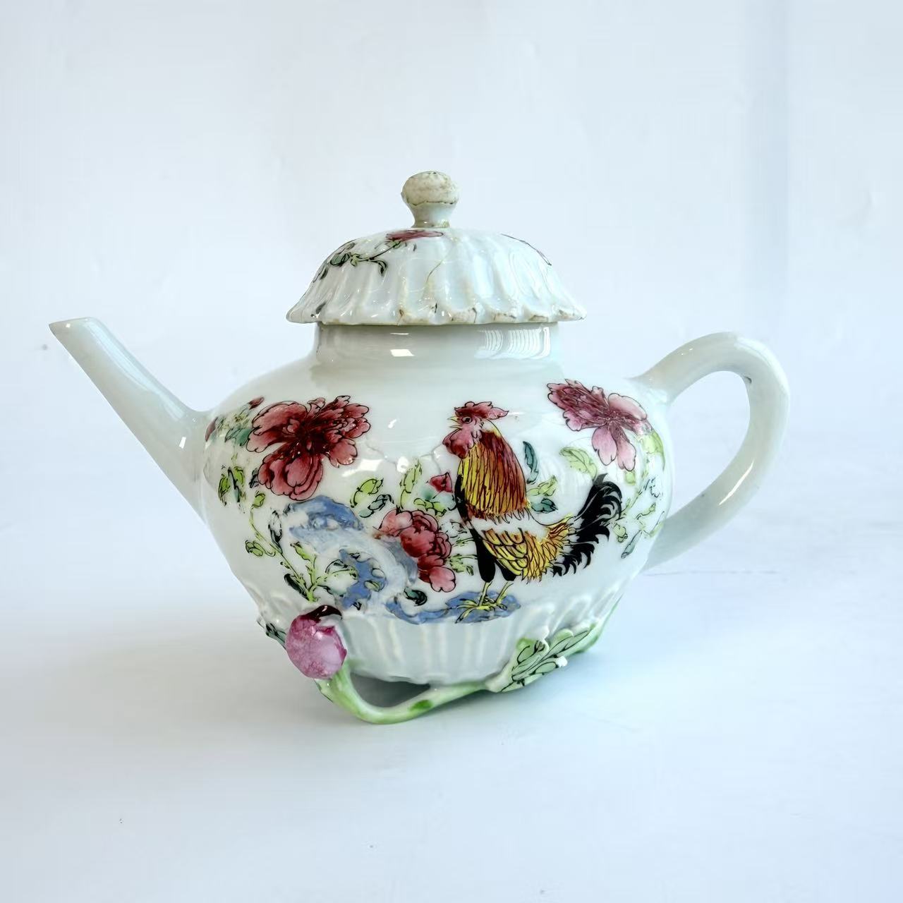 JM330清雍正-粉彩冠上加冠堆塑壶【古董拍卖】