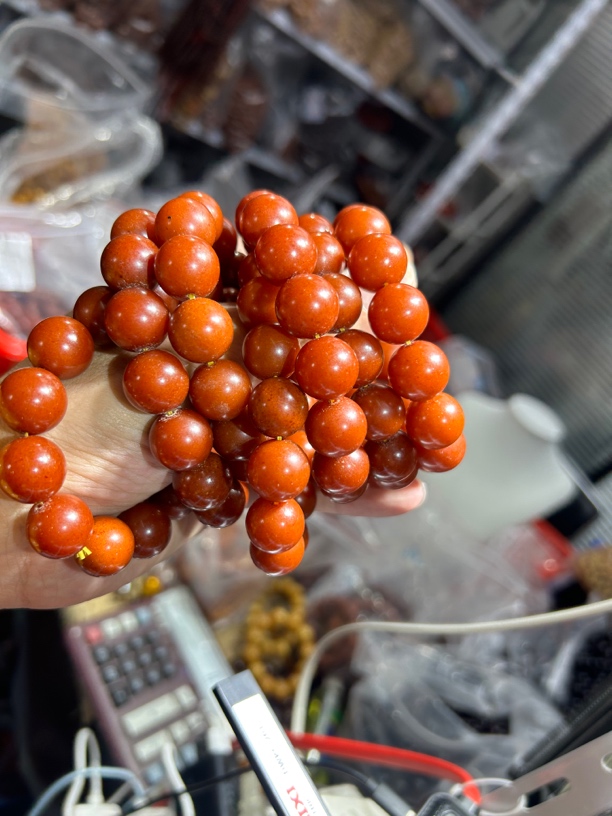 欧回老红11手串多样性发其一