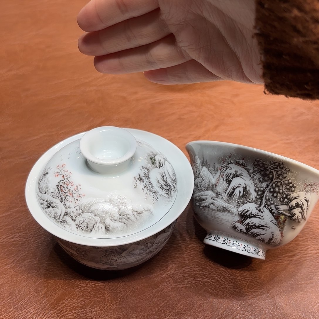 排***队杯子陶景德镇陶瓷艺术展