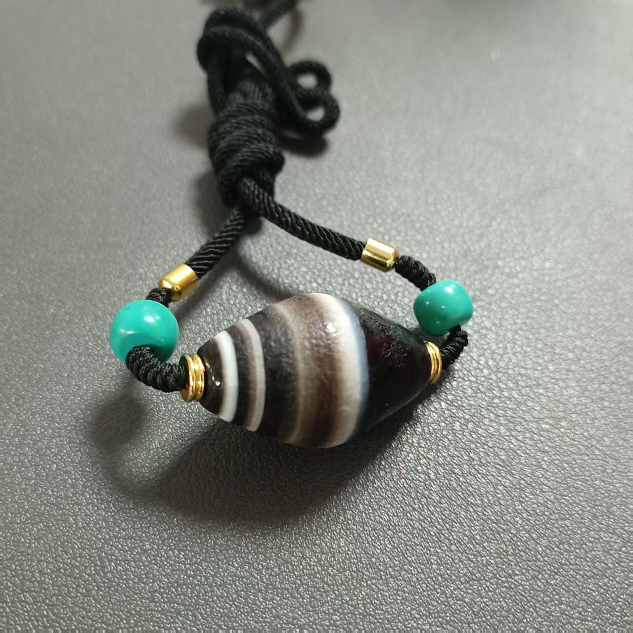 A1081  风化纹 橄榄型 缠丝玛瑙 脖挂【多款】-FS