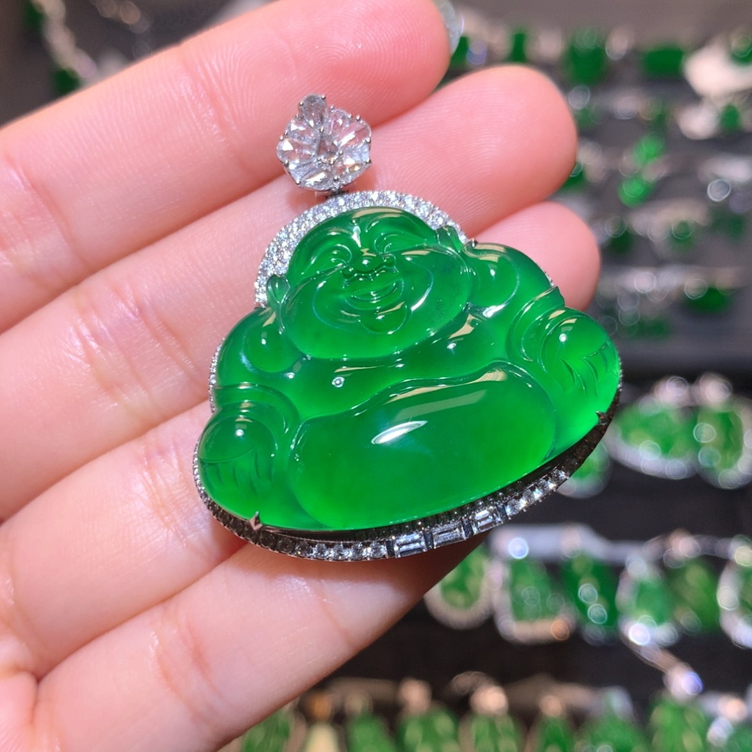 翡翠颈饰18K金镶嵌佛公