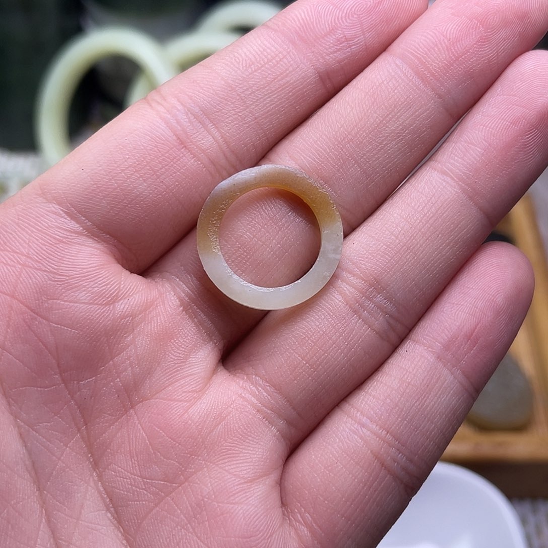 未镶嵌和田玉车挂