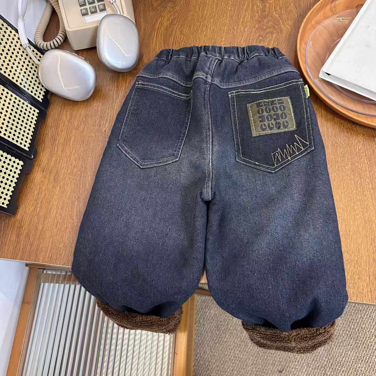 A5621（厚绒）男女童潮流个性洋气休闲百搭秋冬季糕糕绒牛仔裤