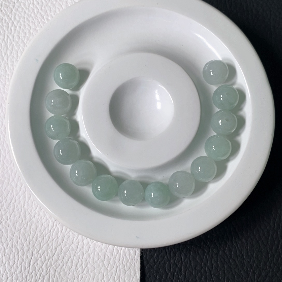翡翠手串未镶嵌卡 9+