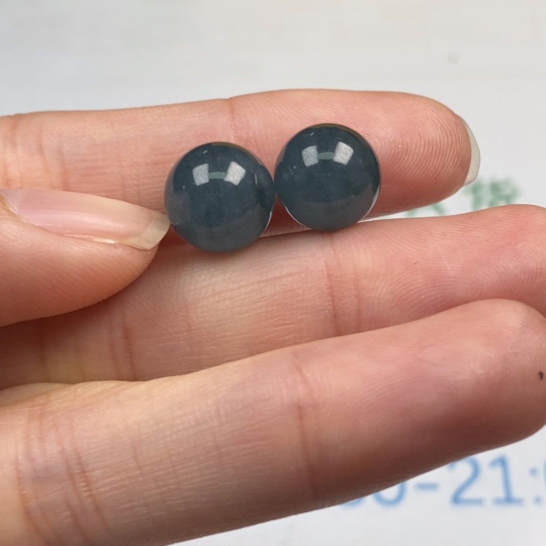 鸿***1翡翠未镶嵌颈饰翡翠