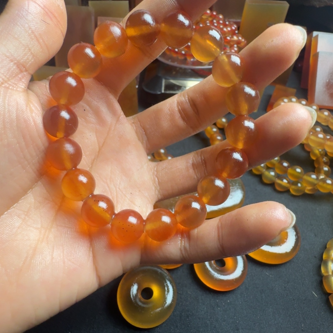 火***怪非遗物品展示手串