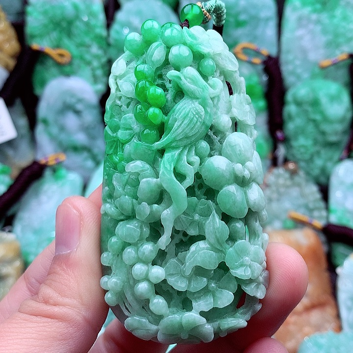 翡翠吊坠(不含链)未镶嵌