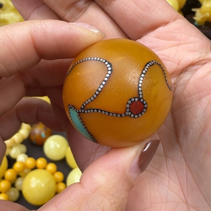 蜜蜡珠宝奇石未镶嵌